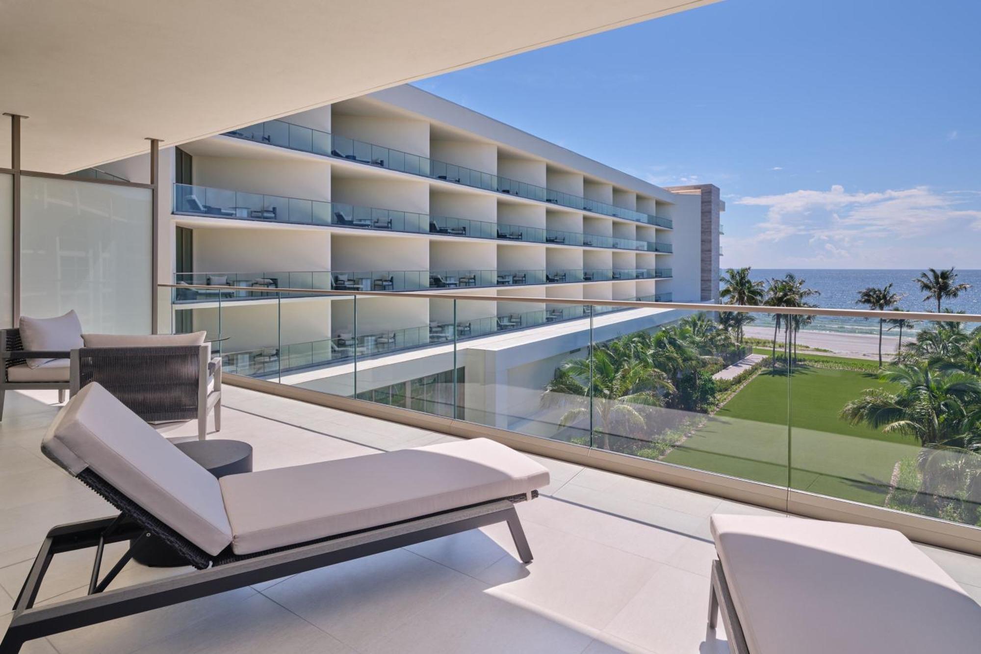 The St Regis Longboat Key Resort Exterior photo