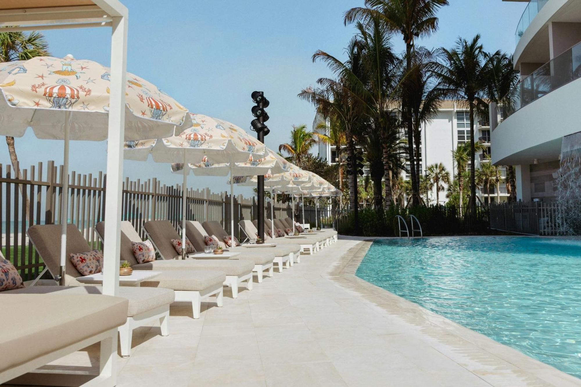 The St Regis Longboat Key Resort Exterior photo